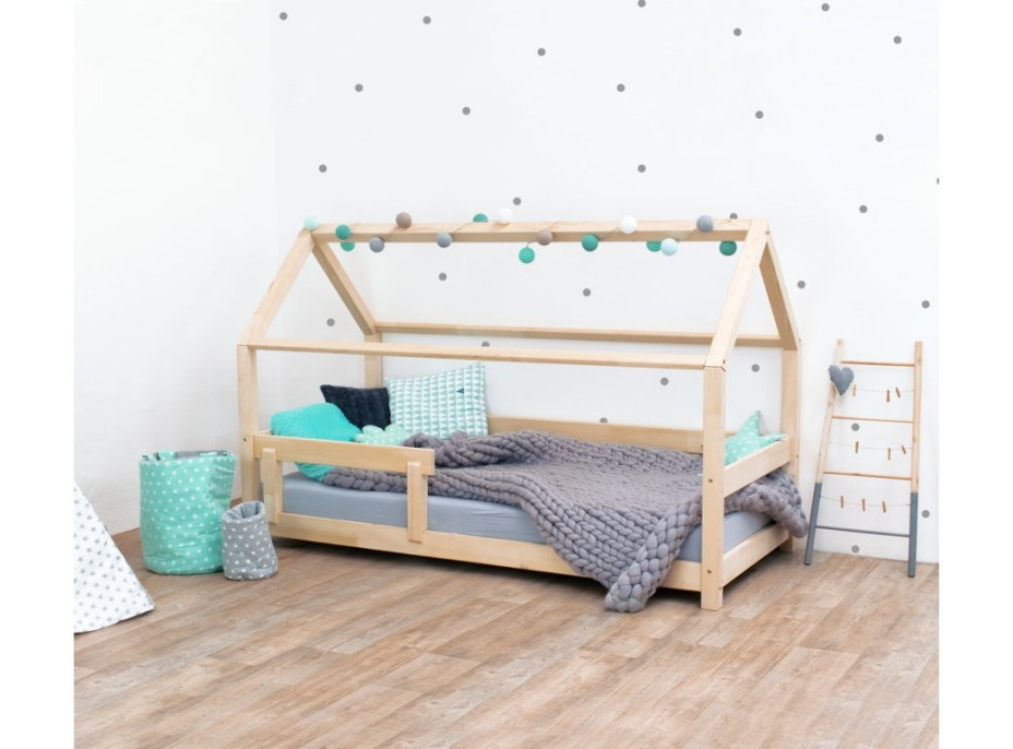 Detská Domčekové posteľ z masívu 160x80 cm TEREZA sa zábranami