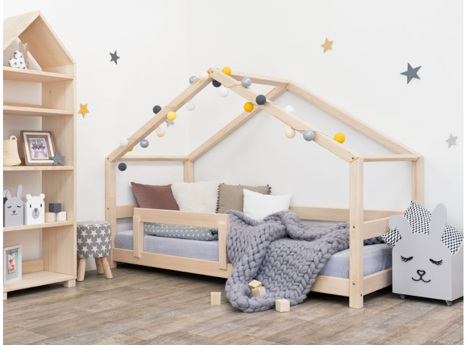 Detská Domčekové posteľ z masívu 160x70 cm LUCKY sa zábranami