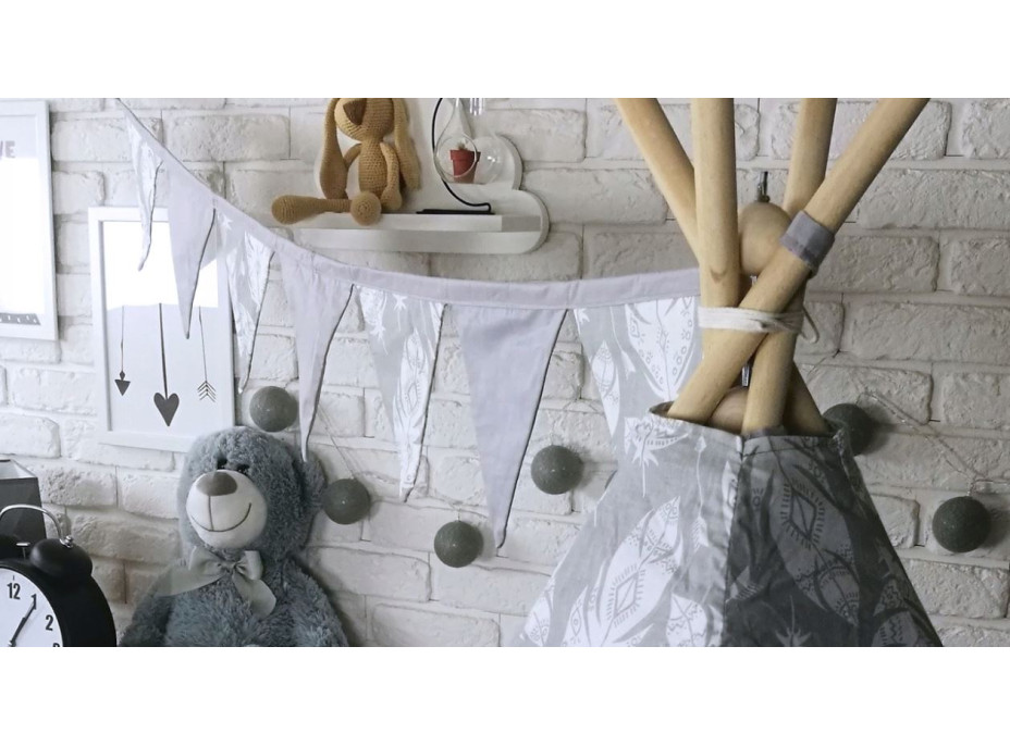 Dekoračná vlajková girlanda PIERKA - šedá