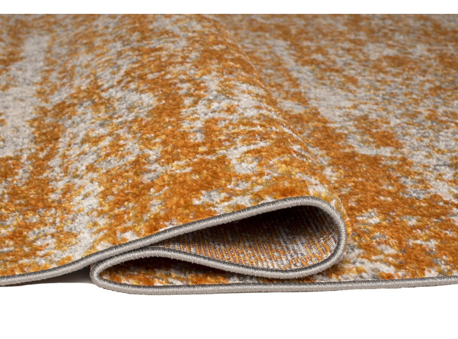 Moderný kusový koberec SPRING Senna - oranžový