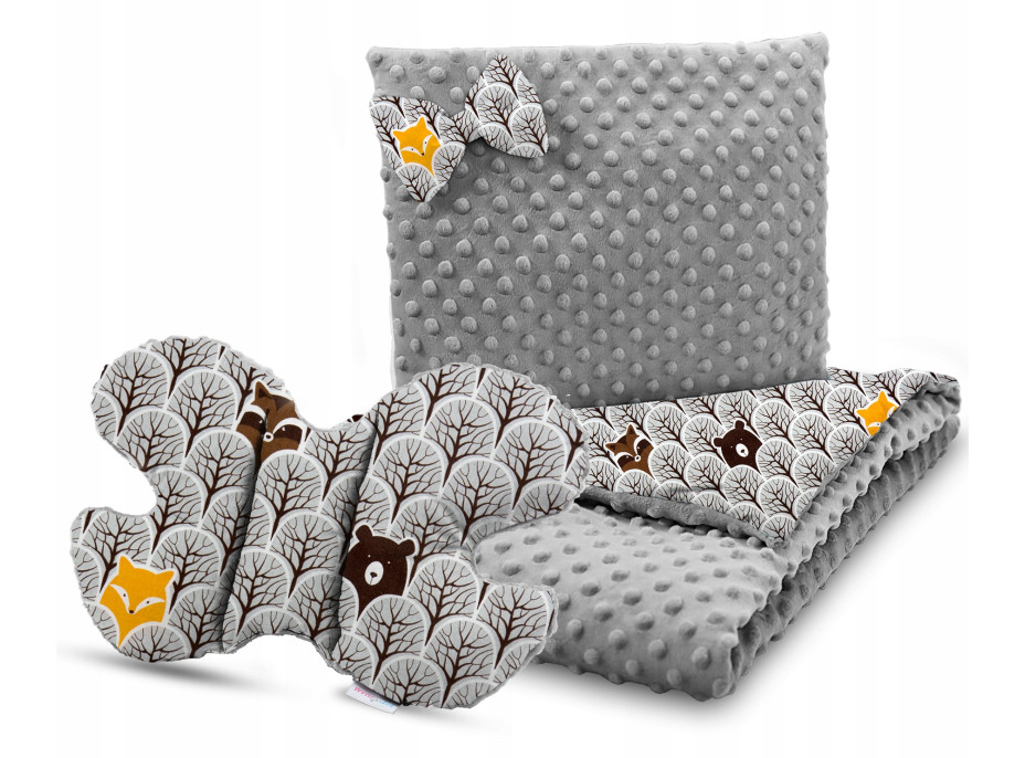 Detská deka do kočíka s vankúšikom a motýlikom - PREMIUM set 3v1 - Škandinávsky les hnedý so sivou Minky