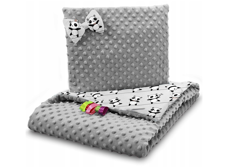 Detská deka do kočíka s vankúšikom a motýlikom - PREMIUM set 3v1 - Veselé pandy so sivou Minky