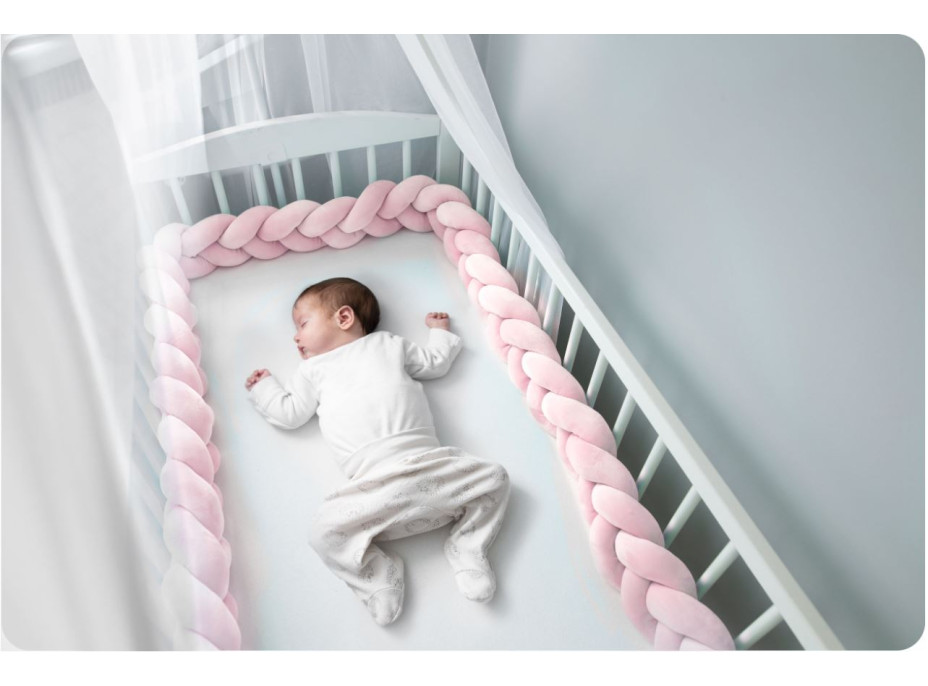 Chránič na detskú posteľ pletený do vrkoča RICO 300 cm - ružový