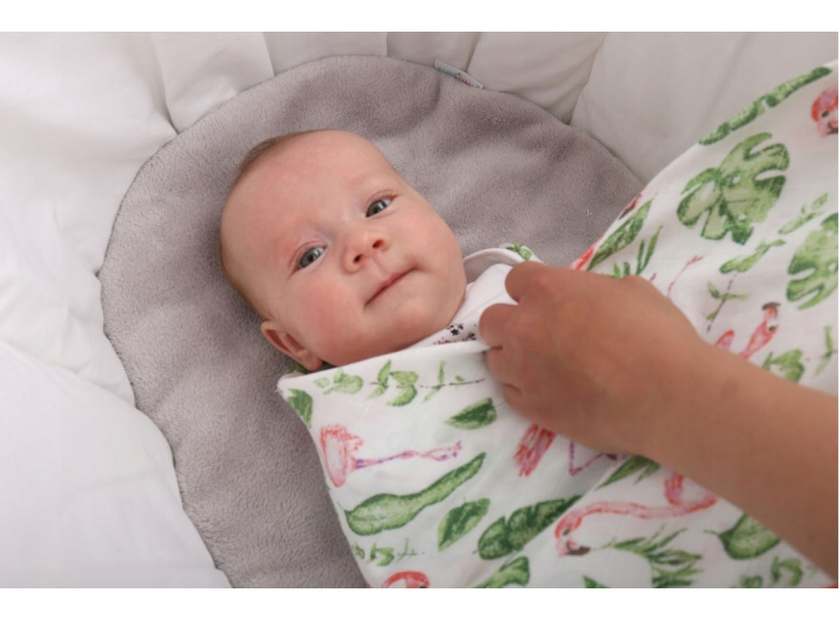 Detská mušelínová plienka (zavinovačka) BABYMAM PREMIUM 120x120 cm - Plameniaky