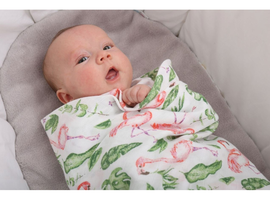 Detská mušelínová plienka (zavinovačka) BABYMAM PREMIUM 120x120 cm - Plameniaky