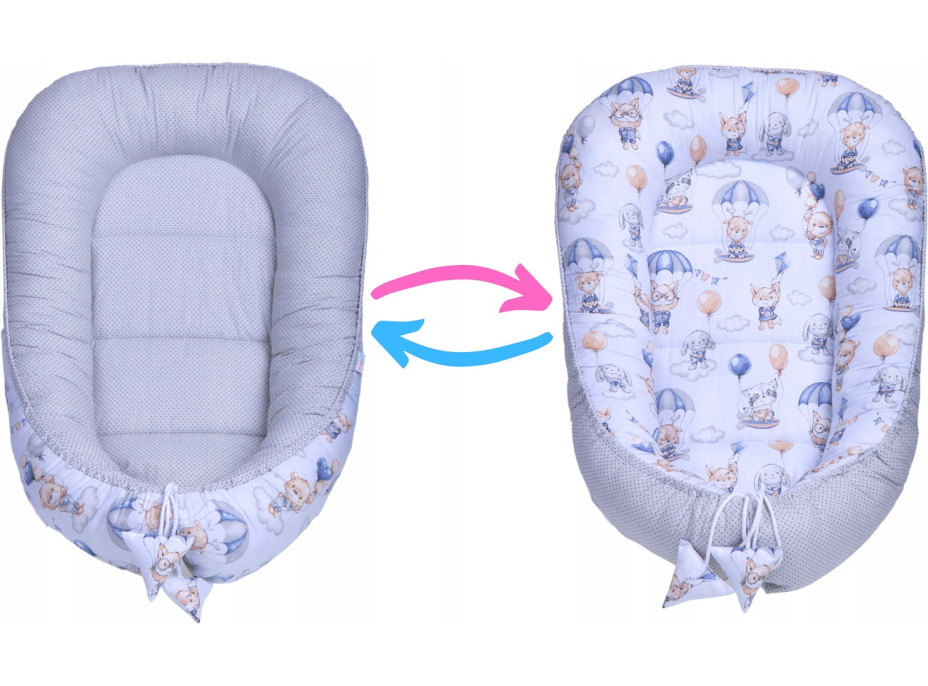 Obojstranné hniezdočko (kokon) pre bábätko - PREMIUM set 7v1 - Prechádzka v oblakoch s tmavomodrou minky