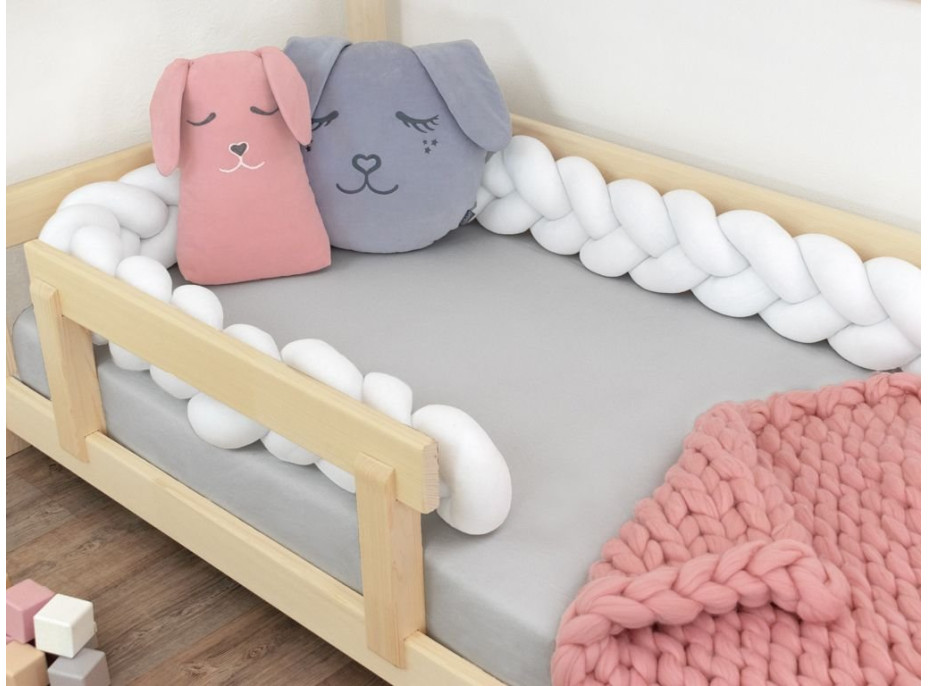 Chránič na detskú posteľ pletený do vrkoča JERSEY - biely 350 cm