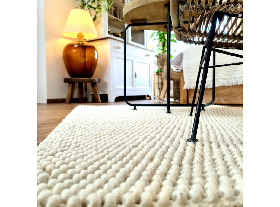 Ručne tkaný kusový koberec Loft 580 IVORY