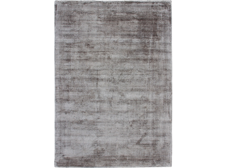 Ručne tkaný kusový koberec MAORI 220 SILVER