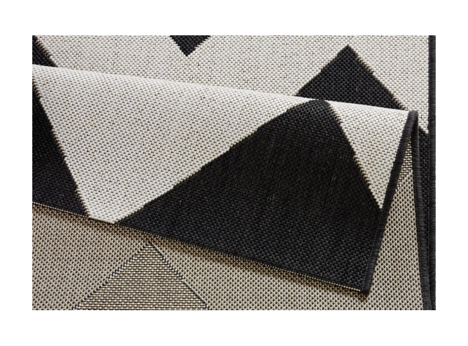 Kusový koberec Meadow 102738 black/creme