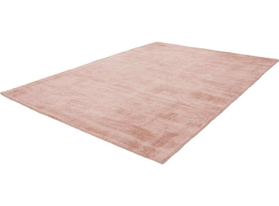 Ručne tkaný kusový koberec Maori 220 Powder pink