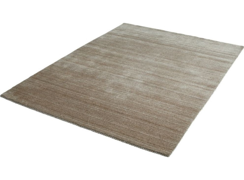 Ručne tkaný kusový koberec Legend of Obsession 330 Sand