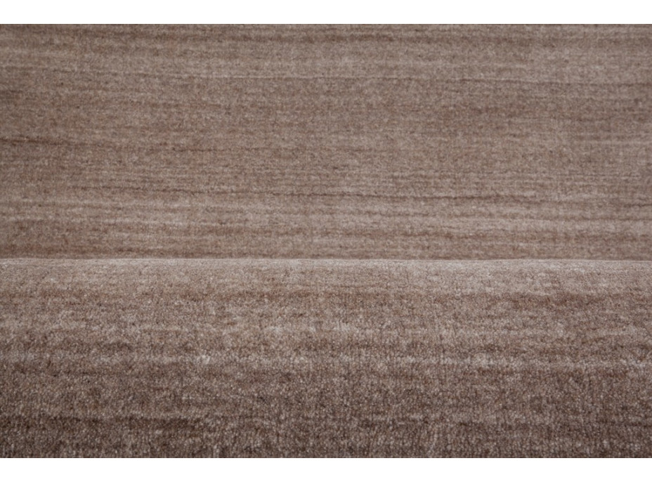 Ručne tkaný kusový koberec Legend of Obsession 330 Sand