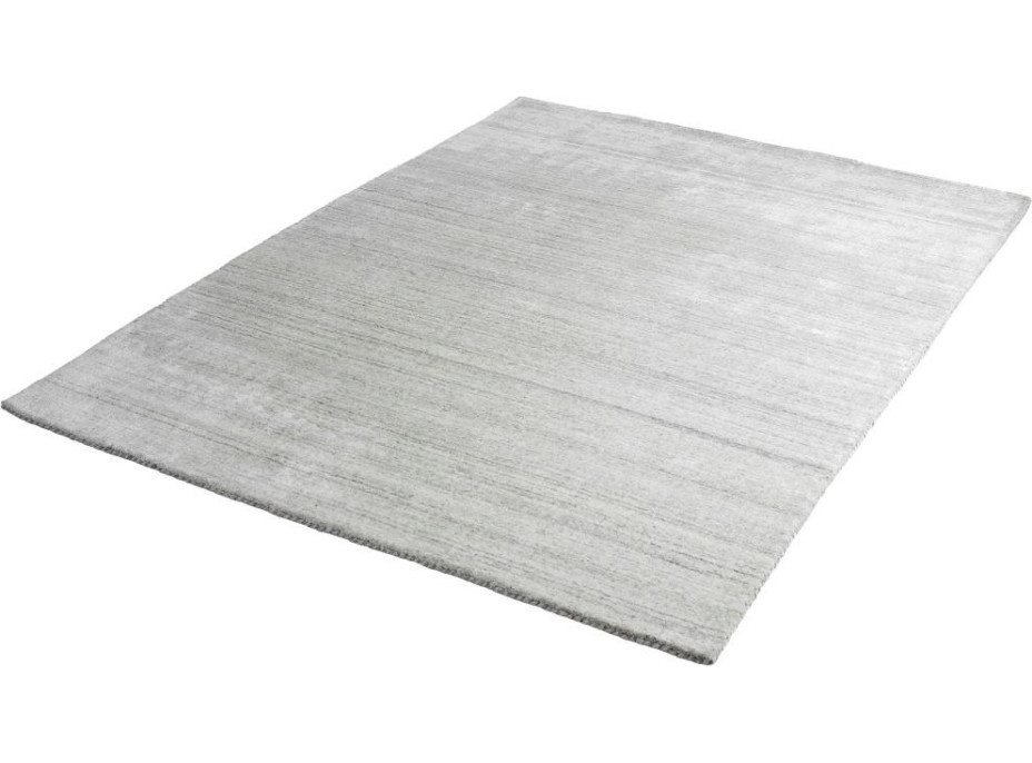 Ručne tkaný kusový koberec Legend of Obsession 330 Silver