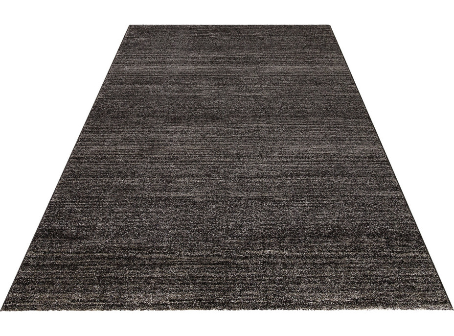 Kusový koberec Loftline K11491-04 Coffee