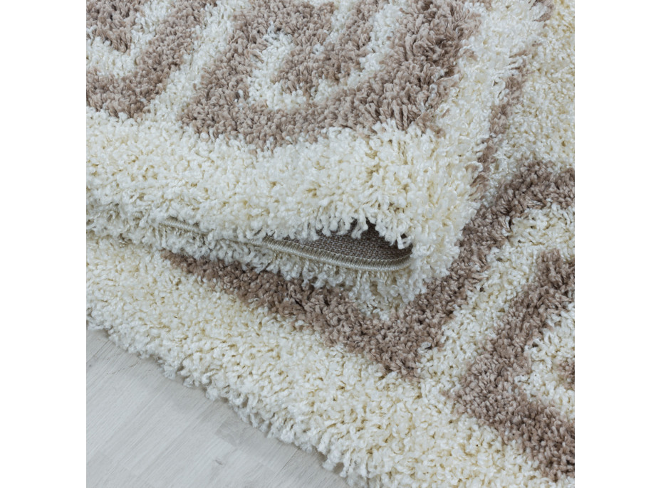 Kusový koberec Hera Shaggy 3301 beige