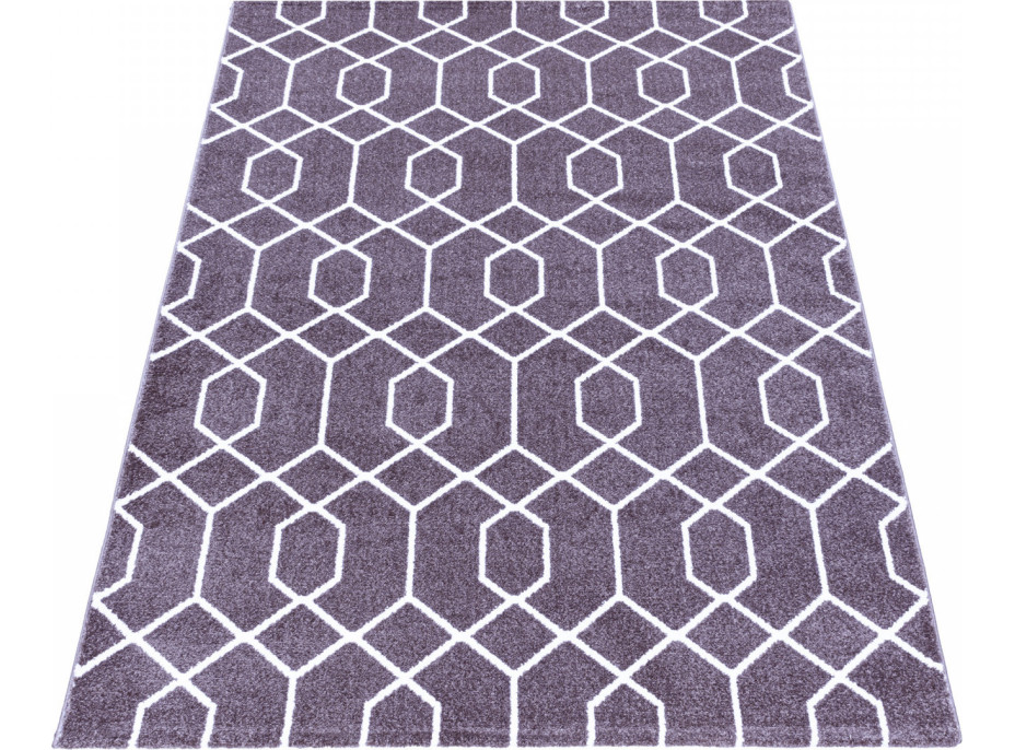 Kusový koberec Efor 3713 violet