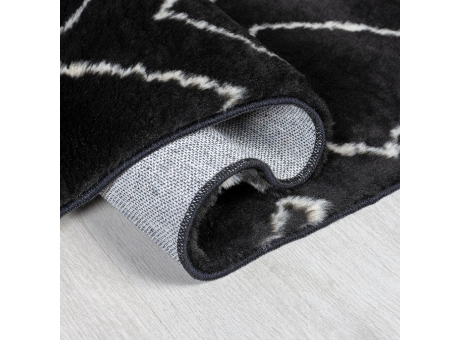 Kusový koberec Furber Imran Fur Berber Black/Ivory