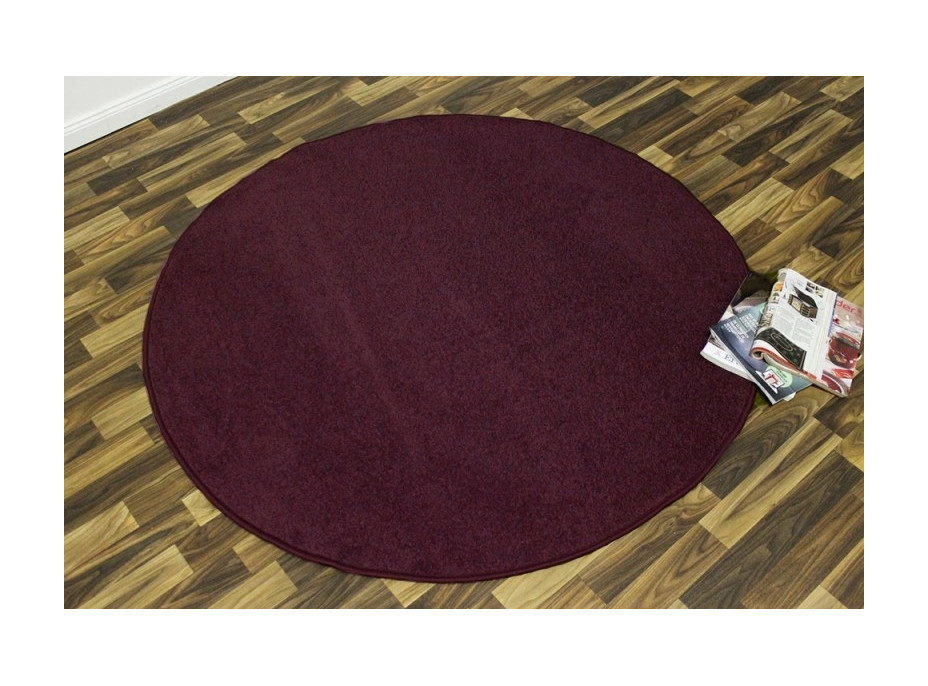Kusový koberec Nasty 102368 Blackberry Violet circle