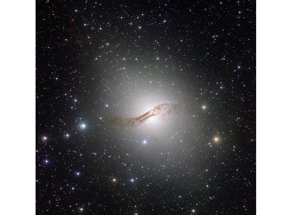 GRAFIKA Štvorcové puzzle Galaxia Centaurus A 1000 dielikov