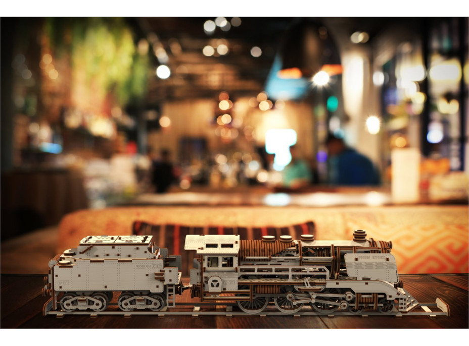 WOODEN CITY 3D puzzle Express s tendrem a koľajnicami 580 dielov