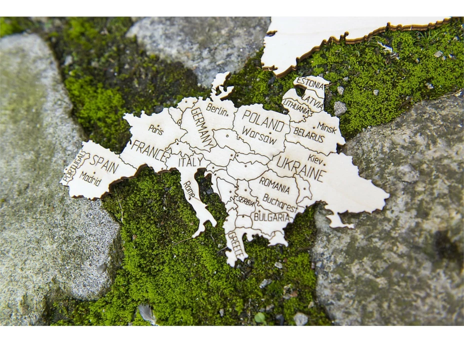 WOODEN CITY Drevená mapa sveta veľkosť XL (120x80cm)