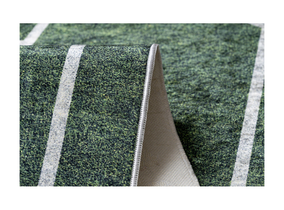 Detský kusový koberec Bambino 2138 Football green