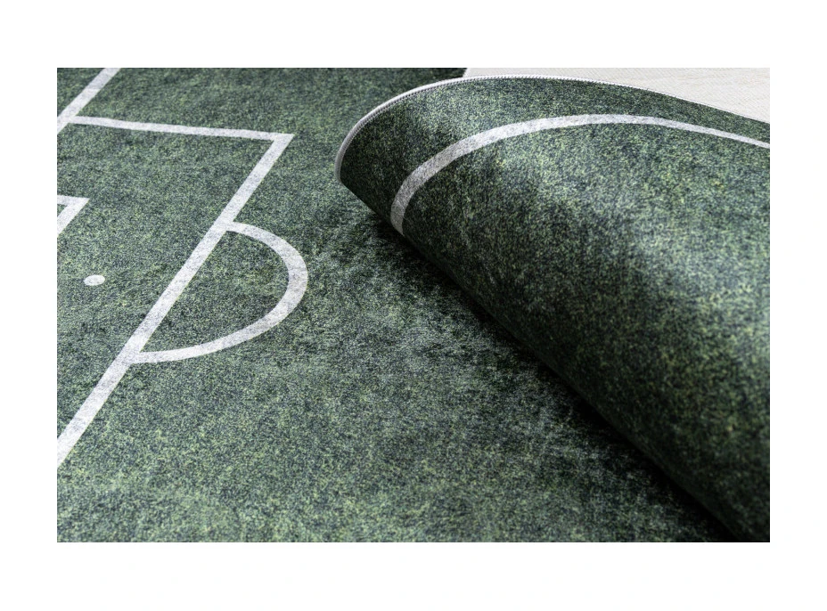 Detský kusový koberec Bambino 2138 Football green