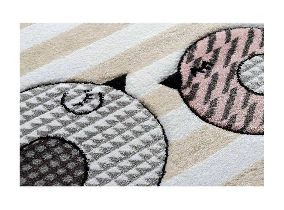 Detský kusový koberec Petit Birds cream
