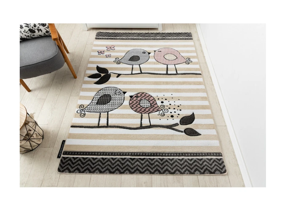 Detský kusový koberec Petit Birds cream