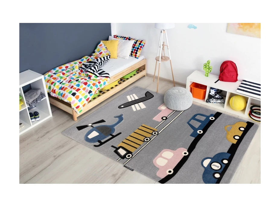 Detský kusový koberec Petit Toys cars grey