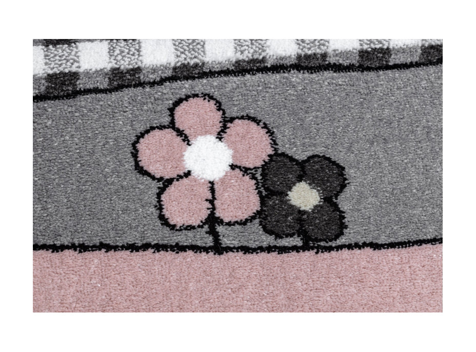 Detský kusový koberec Petit Farm animals pink