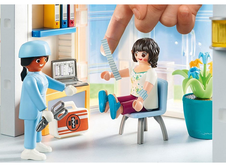 PLAYMOBIL® City Life 70191 Nemocnica s vybavením