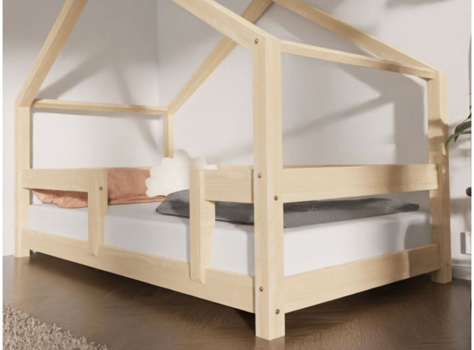 Detská domčeková posteľ z masívu 200x120 cm LUCKY s pevnými bočnicami